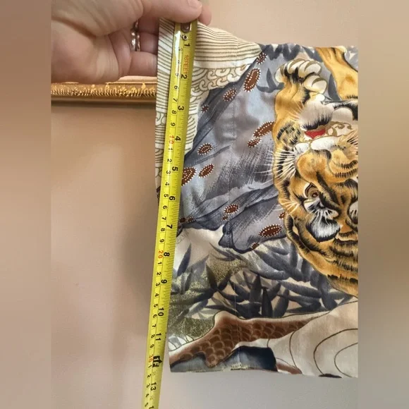 Vintage Japanese Tiger & Dragon 100% Cotton Kimono Wrap Robe, 58 Inches Length - Picture 14 of 15